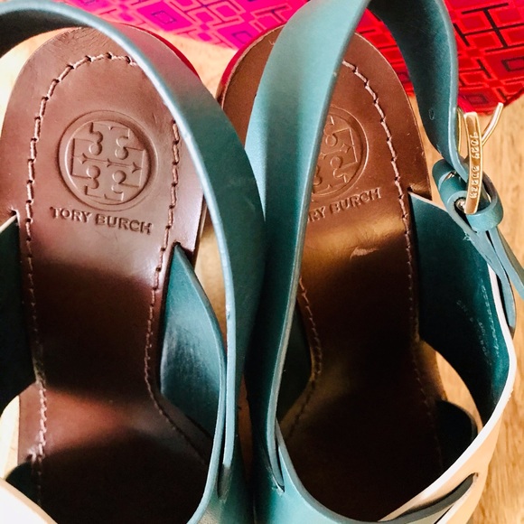 Tory Burch sandal - Picture 5 of 7